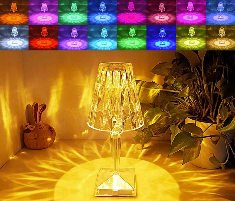 Lampe de table en acrylique transparente comme lampe de table LED colorée RVB