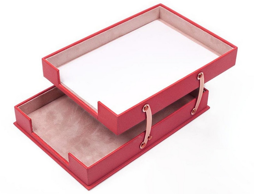 porte-documents en cuir rouge