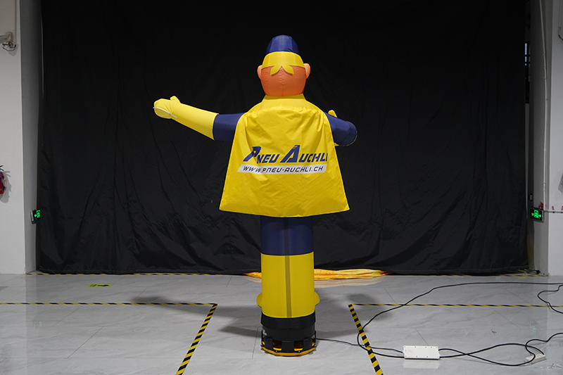 danseur aérien - figurine publicitaire dansante homme personnalisé dansant avec votre logo