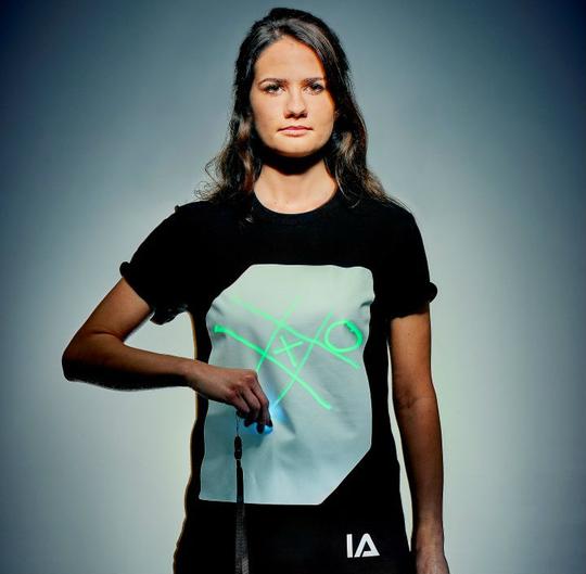 t-shirt laser interactif